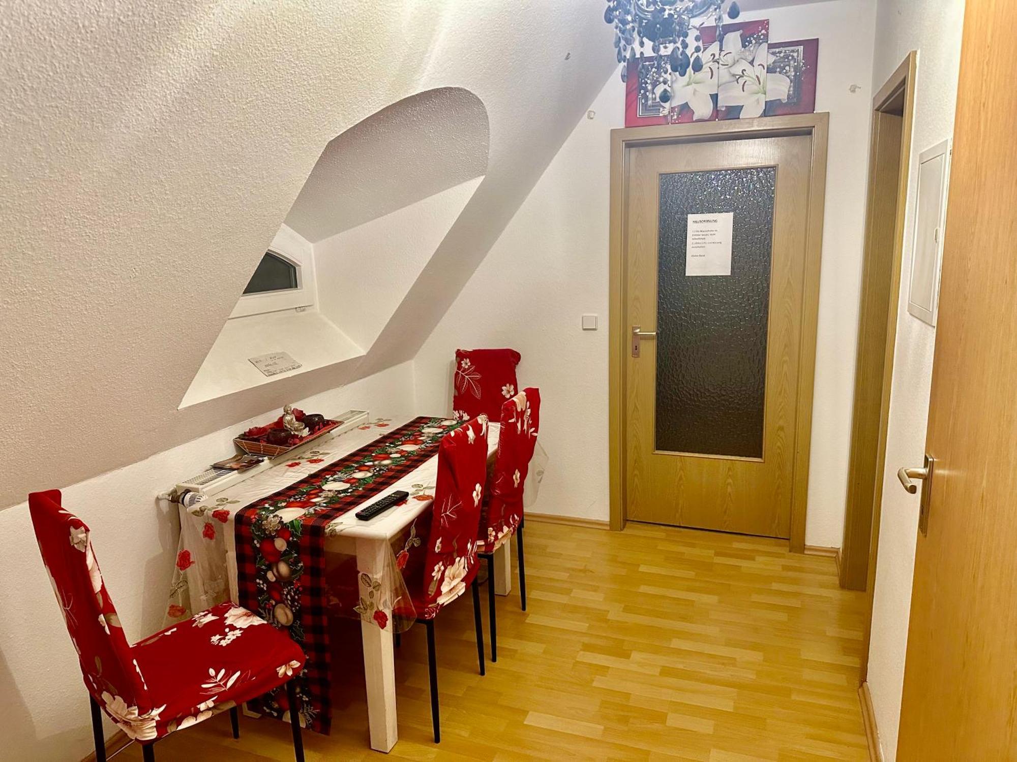 Ferienzimmer Healing Und Montuerwohnung