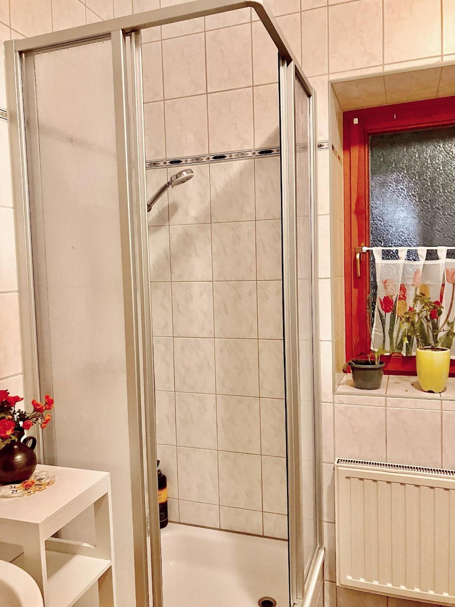 Ferienzimmer Healing Und Montuerwohnung Séjour chez l'habitant *