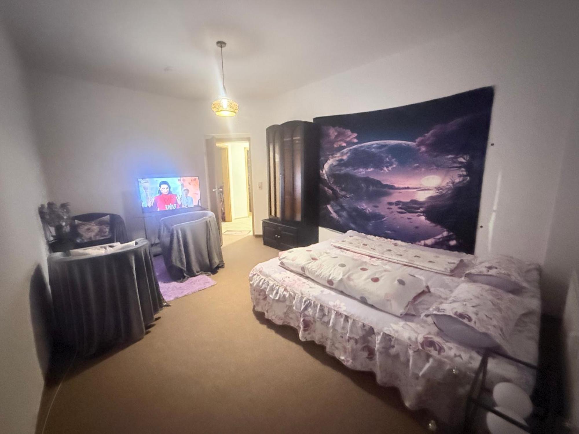 Ferienzimmer Healing Und Montuerwohnung Séjour chez l'habitant Weißenfels