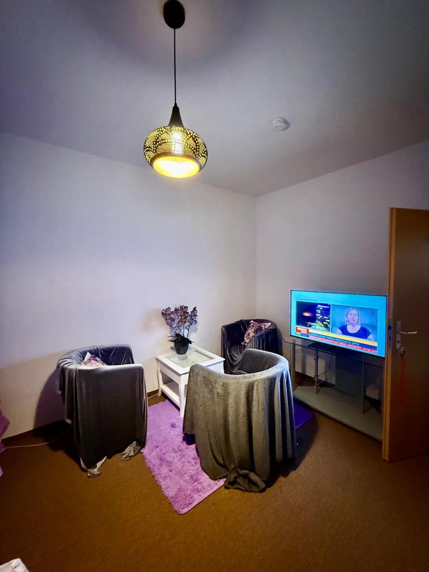 Ferienzimmer Healing Und Montuerwohnung