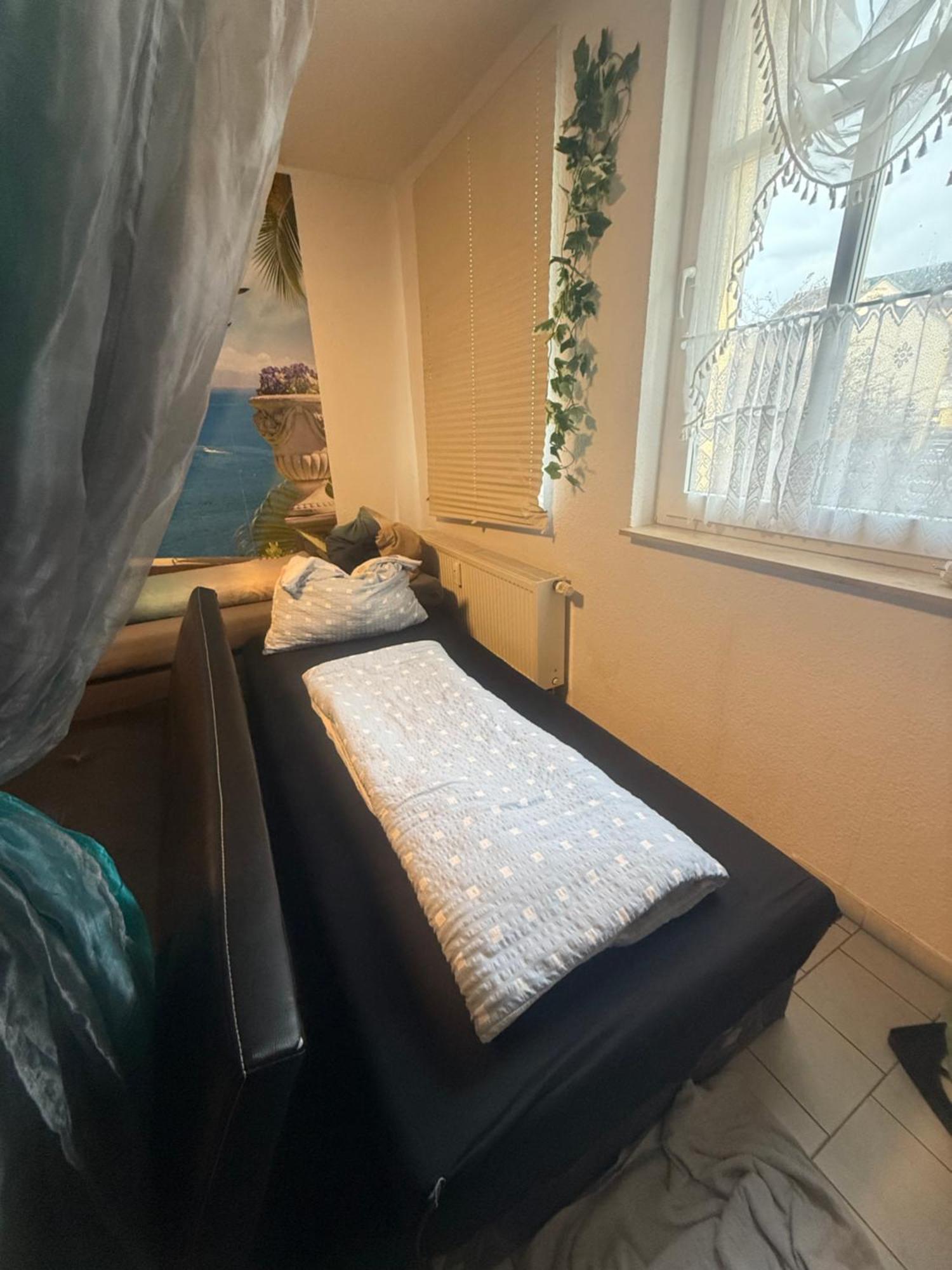 Privatunterkunft Ferienzimmer Healing Weißenfels